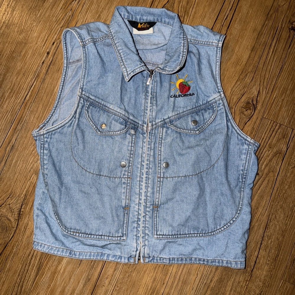 REI Denim Vest Vintag Women's Size S Full Zip Patches Y2K Rare Outdoor USA D209